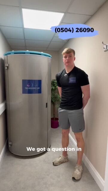 Friday Q&A with Ned 👇

Just had a hip replacement and wondering what can help your recovery?

Ned recommends a combination of Hyperbaric Oxygen Therapy and Cryotherapy ❄️

These can:
• Help speed up recovery
• Reduce inflammation & swelling
• Support healing - even with open wounds
• Improve sleep & mental clarity

A great way to start your recovery journey early and get back to feeling your best 🙌

📞 To book an appointment, call us on 0504 26090

#HipReplacementRecovery #Cryotherapy #HyperbaricOxygenTherapy #ThePhysioLab #Thurles